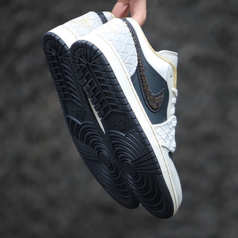 Giày Air Jordan 1 Low ‘Beaded Swoosh’ DV1762-001