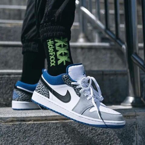 Giày Air Jordan 1 Low SE ‘True Blue’ DM1199-140