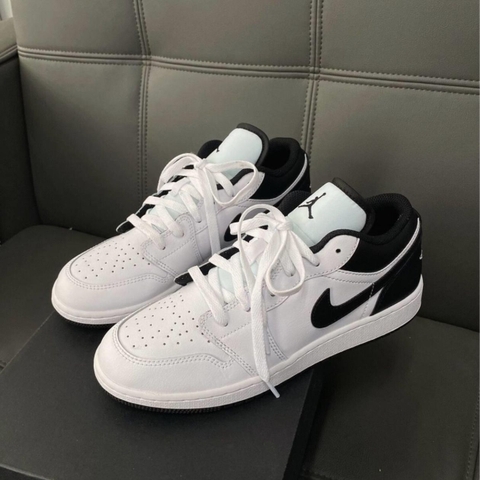 Giày Air Jordan 1 Low GS ‘White Black’ 553560-132