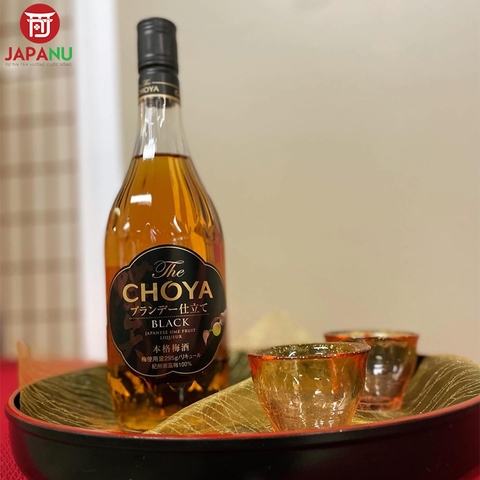 Rượu Mơ The Choya Black 700ml Nhật Bản