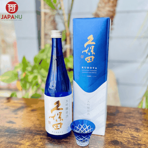 Rượu Sake Kubota Daiginjo Genshu 17% 720ml Nhật Bản