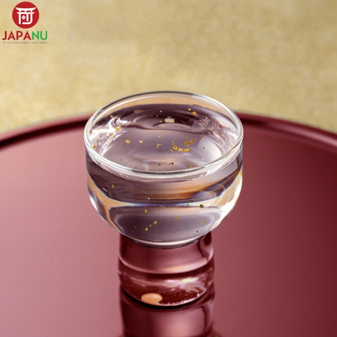 Rượu Sake Vảy Vàng Nihonsakari Keika Junkinpakuiri 720ml