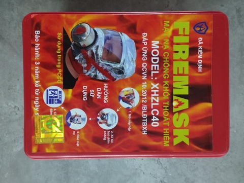 Mặt nạ phòng độc