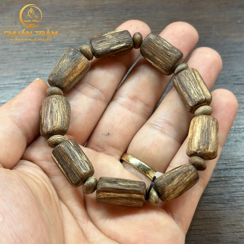 Vòng tay trầm hương thô banh Thái - Chuẩn Trầm