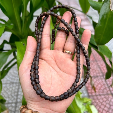 Vòng tay trầm hương 108 hạt banh indo dạng lu đặc biệt CHUẨN TRẦM - Vòng Tay phong thủy Tự Nhiên 100%