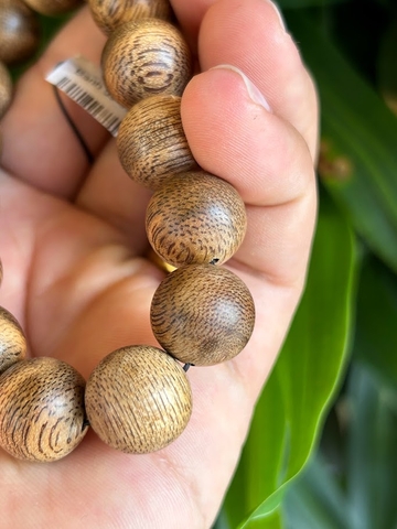 Vòng tay trầm hương banh đỏ Campuchia cao cấp - Chuẩn Trầm