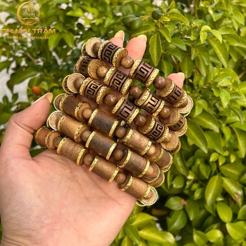 Vòng Tay Trầm Hương trúc tốc vườn bọc vàng mạ khắc Laze - Chuẩn Trầm