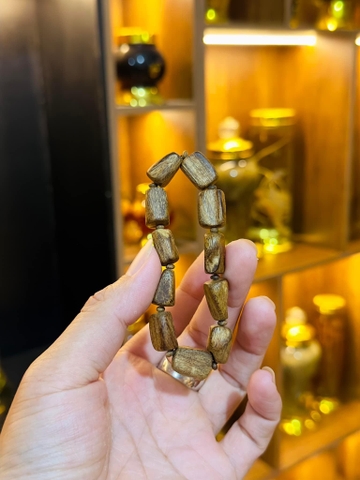 Vòng tay trầm hương kiểu thô terengganu 10.5g vip - chuẩn trầm