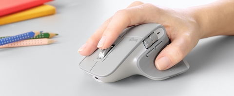 Chuột không dây Logitech MX Master 3S Pale Gray 910-006562