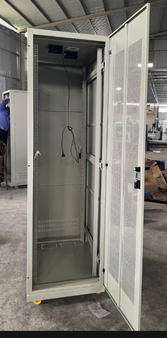 Tủ rack 42UD600