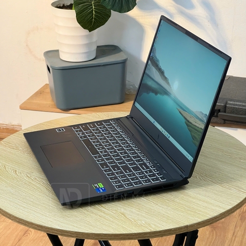 [New 100%] Acer Shadow Knight SH16-72-7G42 (Core i7-14650HX, 16GB, 1TB, RTX 4060 8GB, 16 2K+ IPS 240Hz)