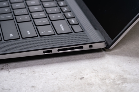 [Like New] Dell Precision 5550 (Core i7 10750H, 16GB, 512GB, Nvidia Quadro T1000, 15.6 FHD IPS)