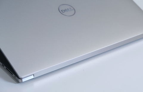 [Like New] Dell Precision 5550 (Core i7 10750H, 16GB, 512GB, Nvidia Quadro T1000, 15.6 FHD IPS)