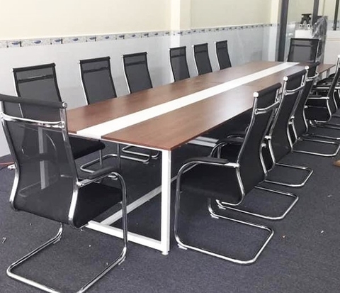 Bàn Phòng Họp Chân Sắt Trắng Mặt Gỗ Công Nghiệp BHT_240