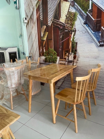 Bàn ăn mặt gỗ 60*80cm