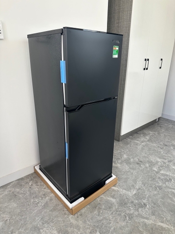 Tủ lạnh Aqua đen 130L