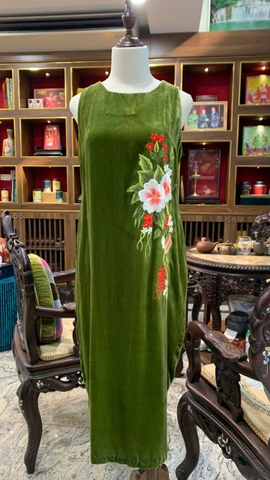 Váy Nhung The thêu hoa xanh