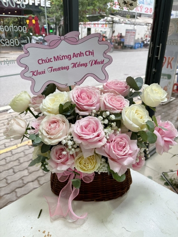 Giỏ hoa hồng mix hồng trắng