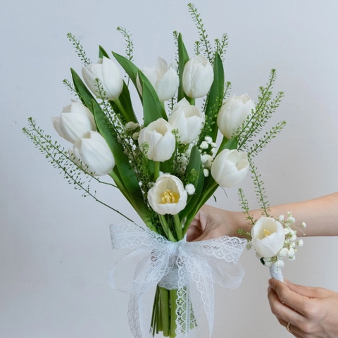 Hoa Cưới Tulip Trắng 10 Bông – Thanh Khiết & Tinh Tế