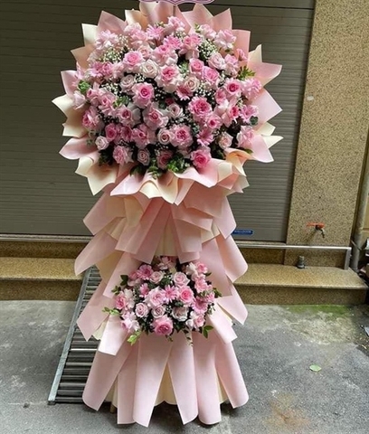 kệ hoa chúc mừng