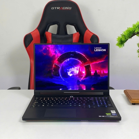 LENOVO LEGION PRO 7i 2025 (Core Ultra 9 275HX, RTX 5070Ti 12Gb) - LIKENEW