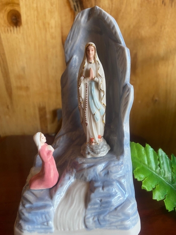 TƯỢNG ĐỨC MẸ LỘ ĐỨC (Hàng Đá)