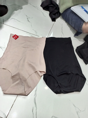 Quần gen lưng cao không viền Skiny