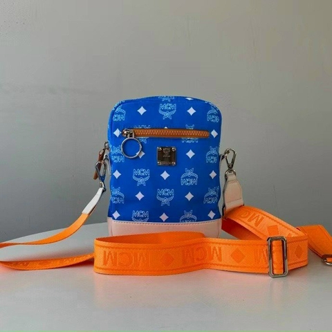 Túi đeo chéo MCM