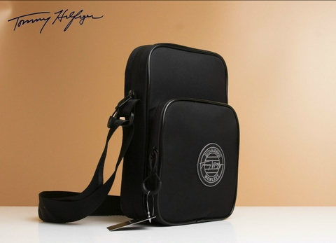 Túi đeo chéo Tommy