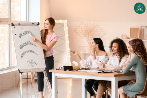 Khóa Học Phun Xăm Thẩm Mỹ Cho Người Mới Bắt Đầu