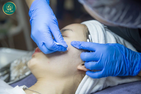 KHÓA HỌC LẤY MỤN – CHÌA KHÓA VƯỢT QUA VẤN ĐỀ DA & XÂY DỰNG SỰ TỰ TIN