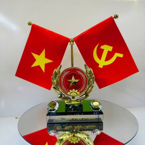 Bộ Cờ Đảng Và Cờ Tổ Quốc Trang Trí Xe Ô Tô, Văn Phòng Bàn Làm Việc
