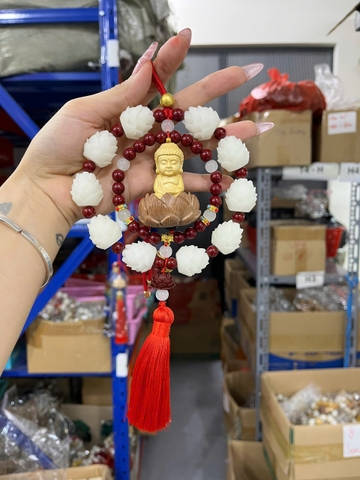 Khánh TC - 10S bông liên hoa và Phật Thích Ca gỗ Hoàng dương, khánh treo gương chiếu hậu oto, mang lại bình an may mắn