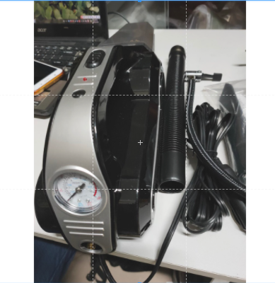 (4 in 1) Máy hút bụi kèm bơm lốp.tích hợp đèn bin và đo áp suất lốp  DC12v