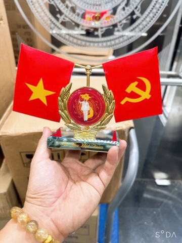 Bộ Cờ Đảng Và Cờ Tổ Quốc Trang Trí Xe Ô Tô, Văn Phòng Bàn Làm Việc