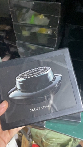 Nước hoa đính đá nắp oval cao cấp