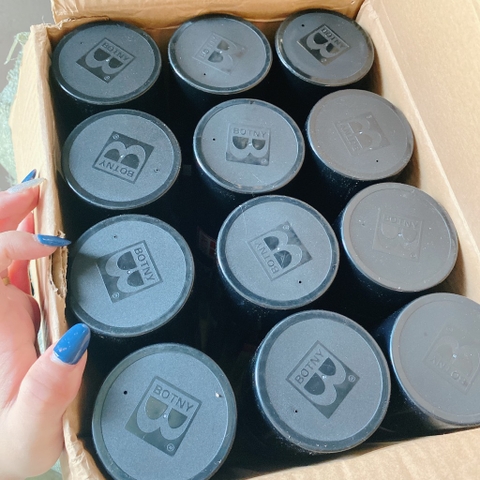 Chai xịt bọt làm bóng lốp chính hãng Botny 650ml