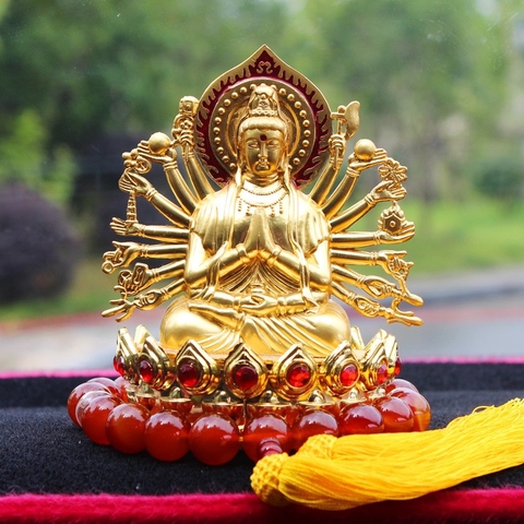 Tượng Phật Quan Âm Nghìn Mắt Nghìn Tay Toạ Đế Sen Hạt Đá Đỏ