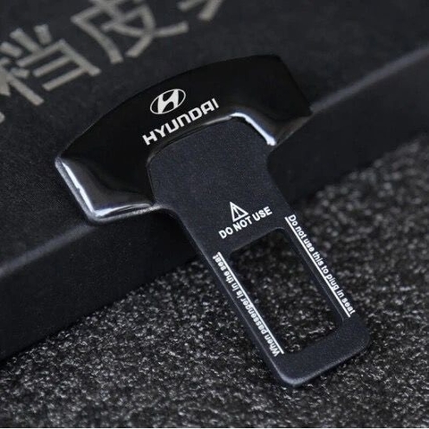 Chốt cài dây an toàn siêu mỏng cho xe KIA BENZ BMW Toyota Ford VOLVO MAZDA MITSUBISHI Audi HONDA phiên bản 2024