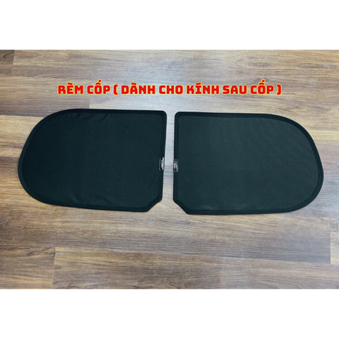 Rèm Che Nắng Nam Châm Chuẩn Fom Theo Xe
