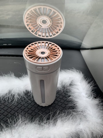 Máy xông tinh dầu AROMA - máy phun sương có đèn led