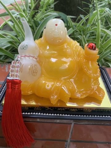 Tượng đá ngọc ông phật di lặc cầm quả hồ lô