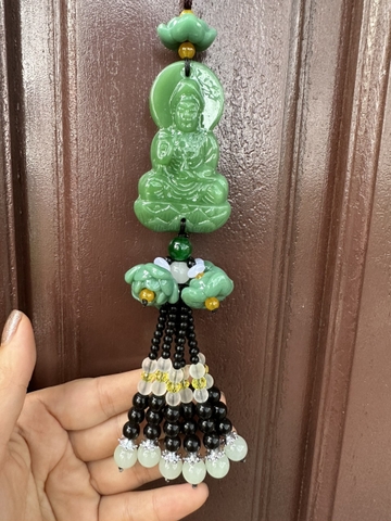 Khánh treo xe phong thủy, dây tua rua đá