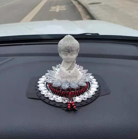 TƯỢNG PHẬT TỌA ĐÀI SEN ĐÍNH ĐÁ