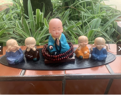 Set 5 tượng gõ mõ xanh+ tứ không+ vòng 108+ thảm oval.