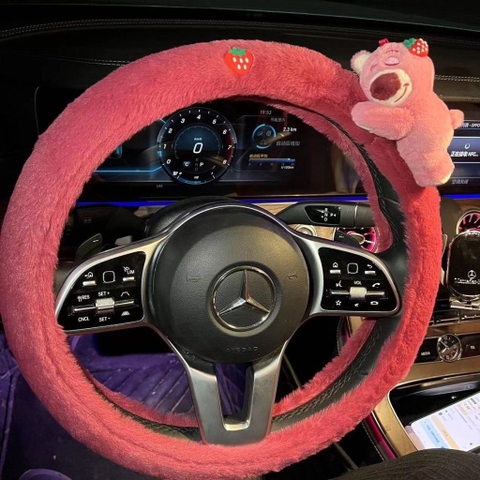 Phụ kiện ô tô con gấu dâu LOTSO
