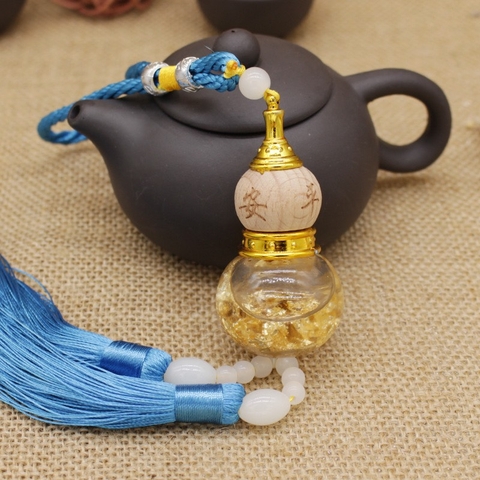 Khánh hồ lô pha lê dát vàng treo gương xe hơi
