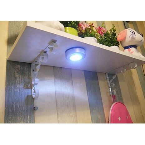 Đèn led trần 4 bóng