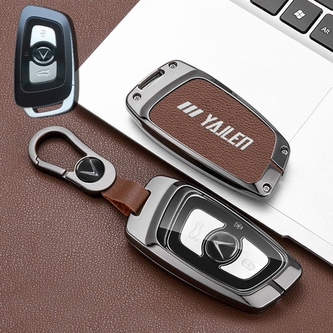 Bộ ốp kim loại lưng da lộn dập chìm logo + móc khoá VINFAST
