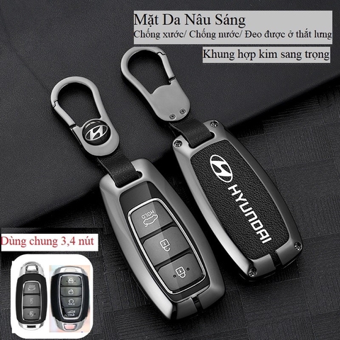 Bộ ốp kim loại lưng da + móc khoá dây da hãng Hyundai